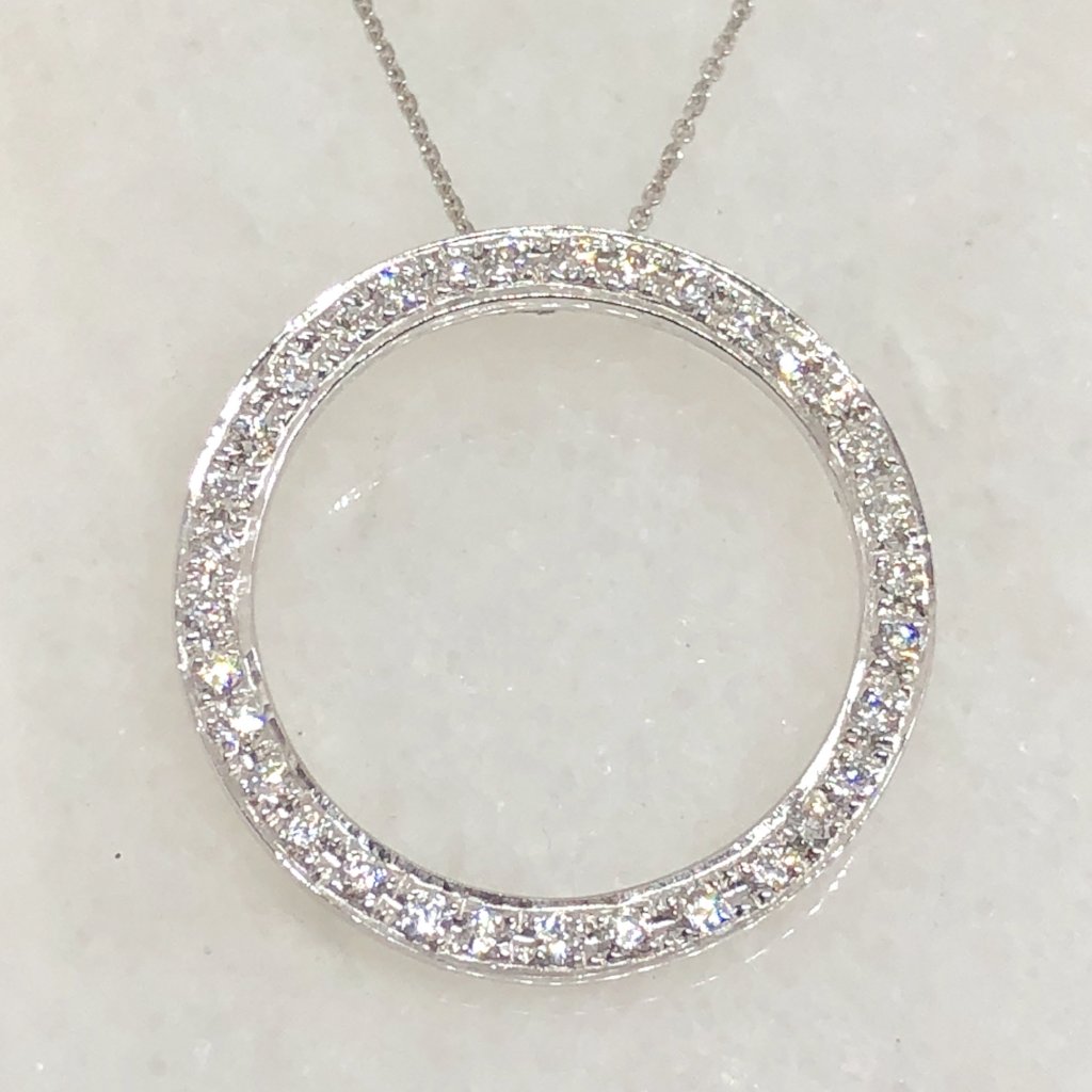 THE CIRCLE OF LIFE PENDANT